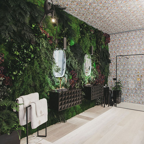 indoor vertical gardening