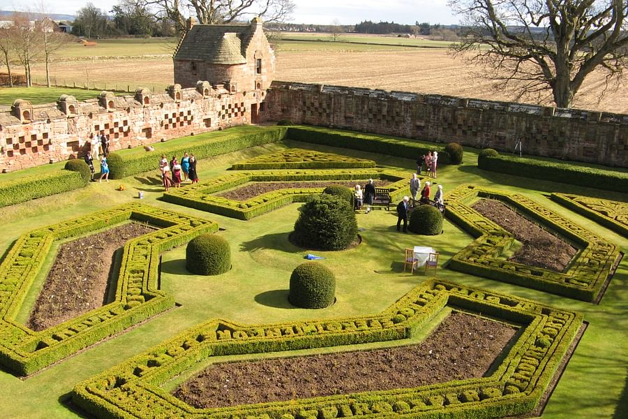 Climate Controller for Vertical Gardens